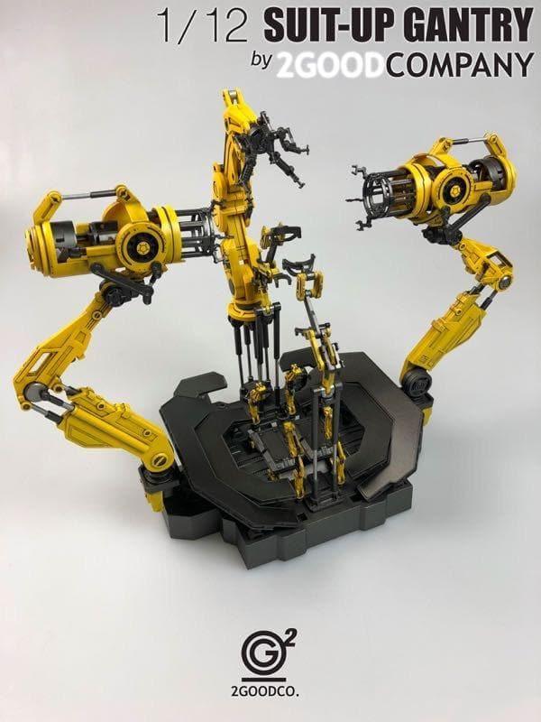 1:12 Iron Man Armor Suit-Up Gantry Display Scene