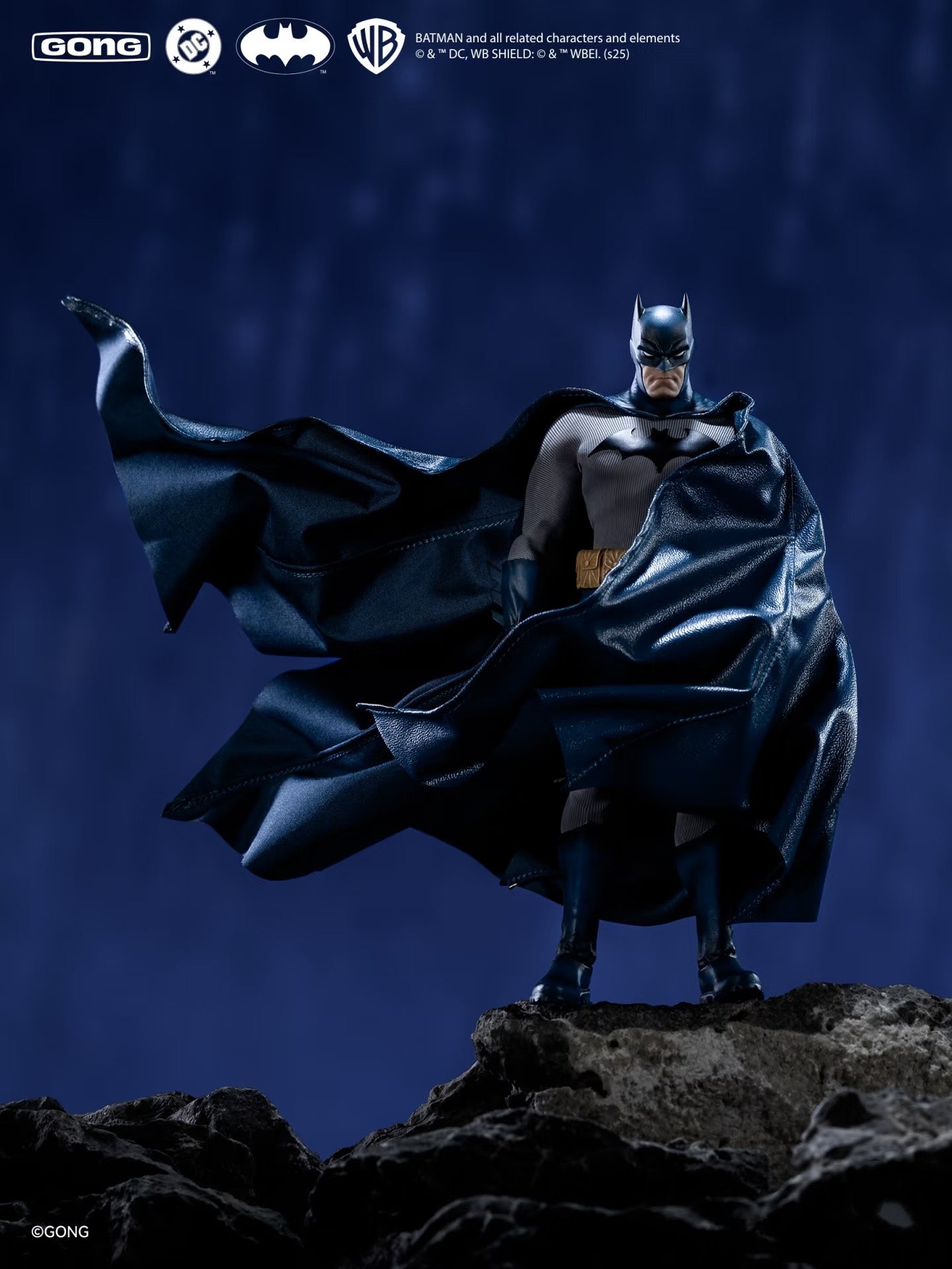 1:10 Batman Hush Action Figure