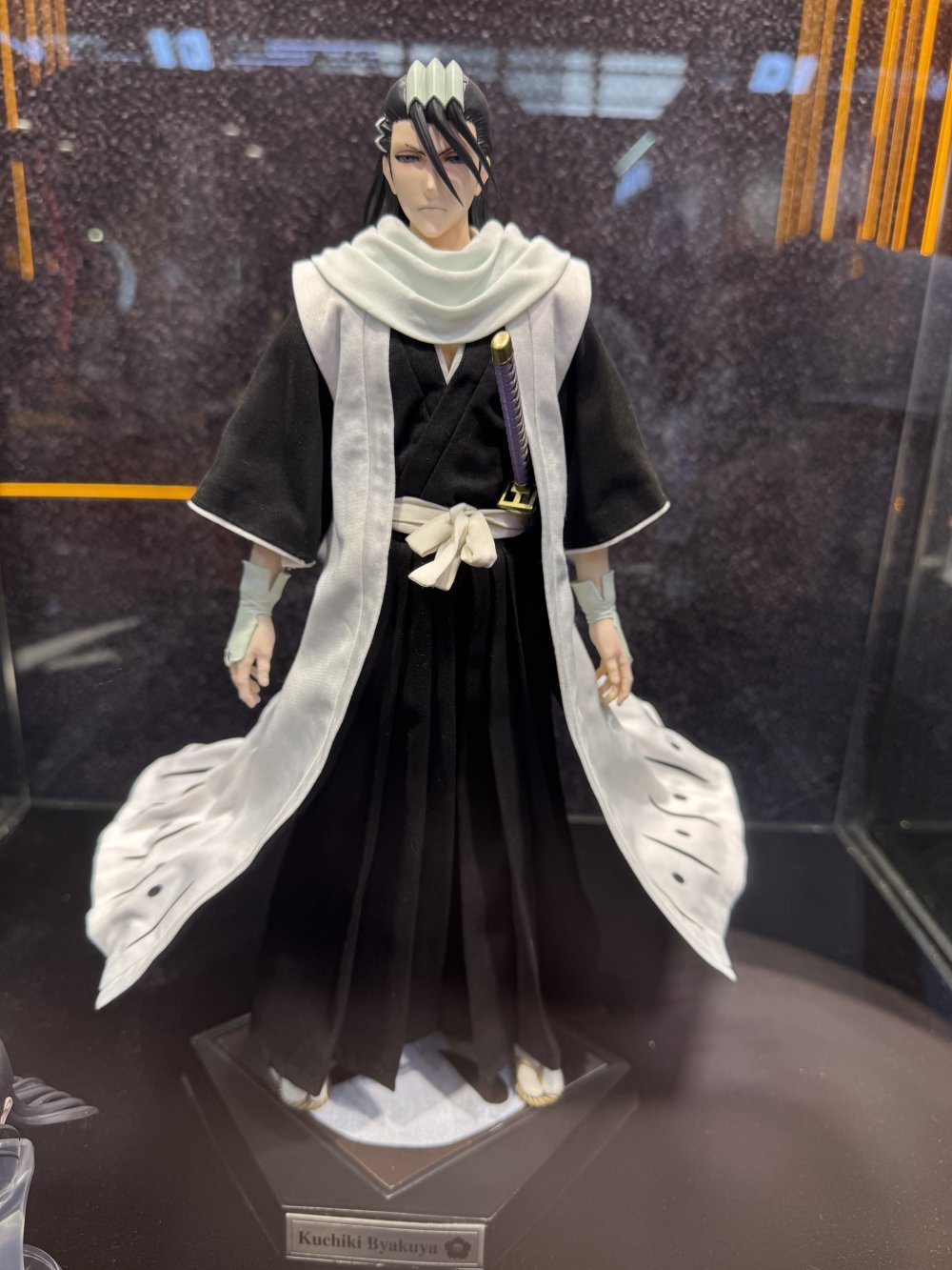 1:6 Kuchiki Byakuya Action Figure