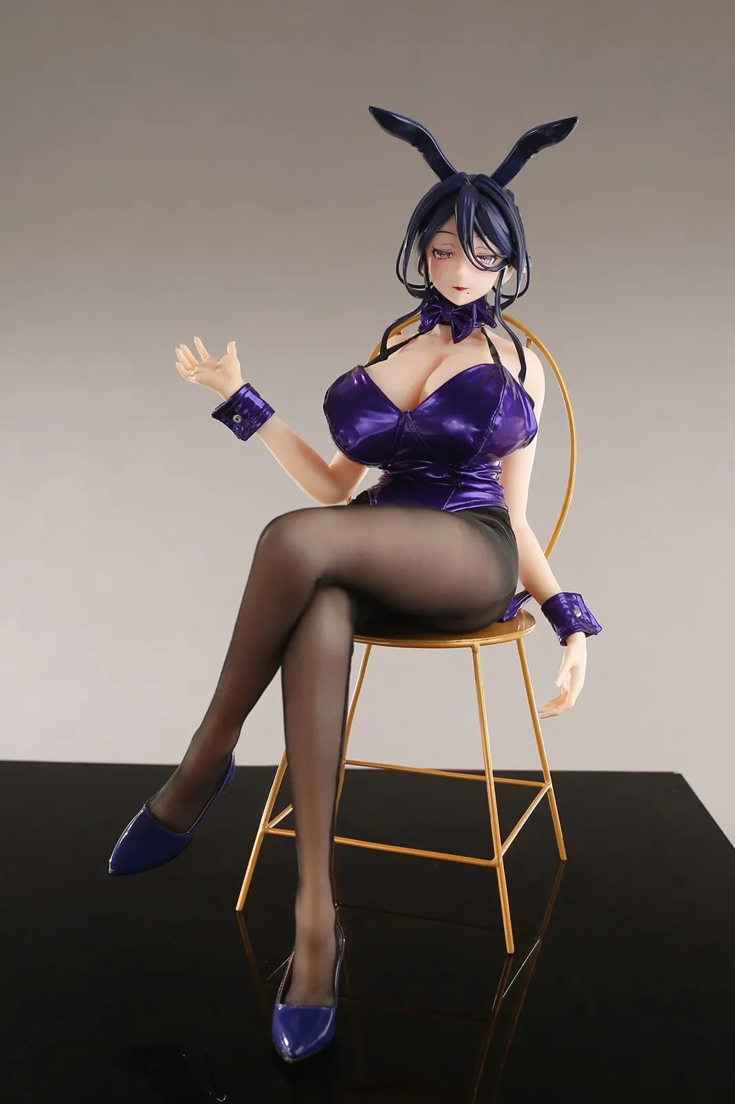 1:3 Mitsuki Bunny Girl Seamless Action Figure