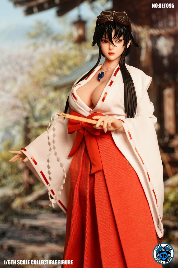 1:6 Shrine Maiden Seamless Figure