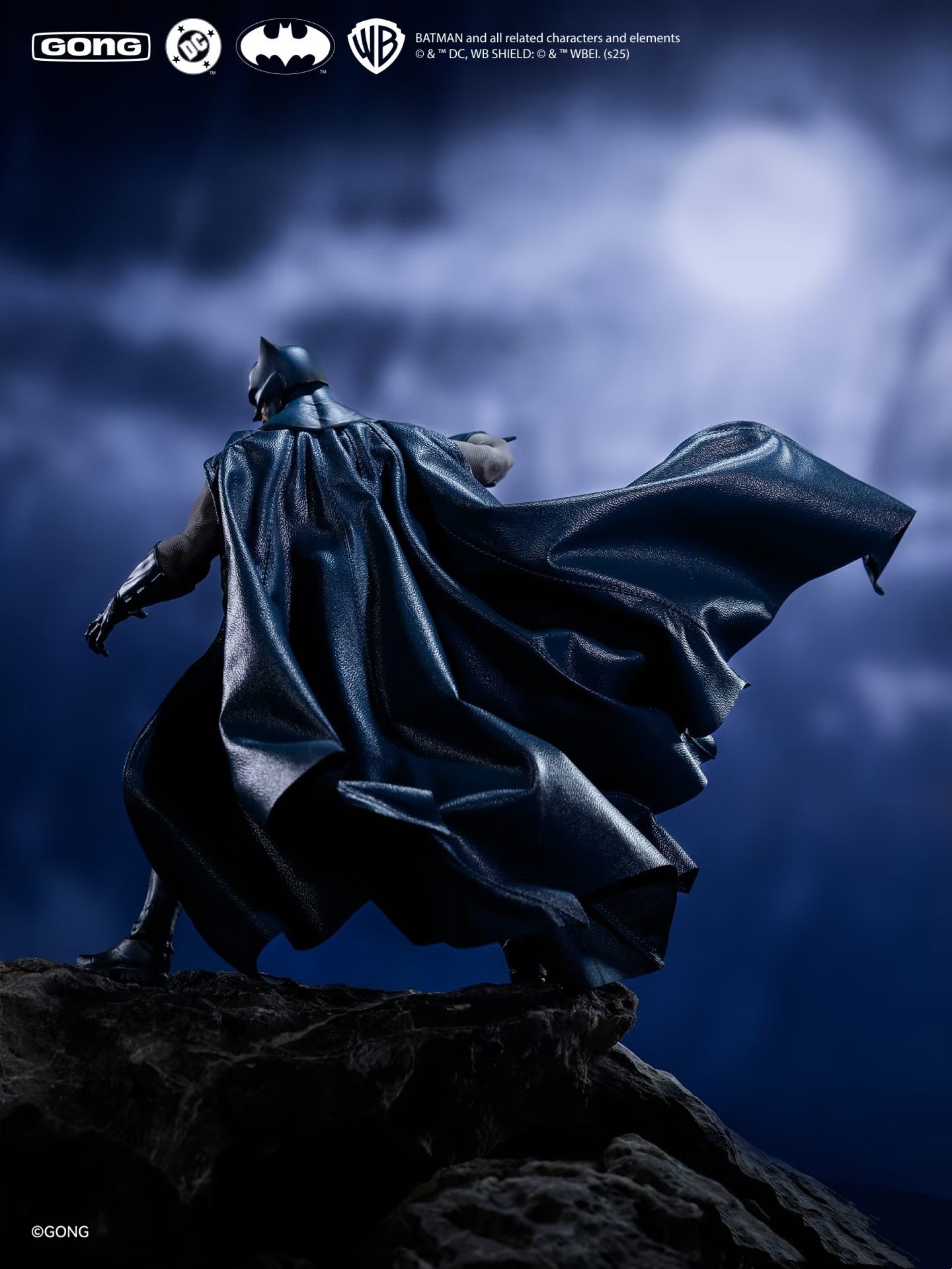 1:10 Batman Hush Action Figure