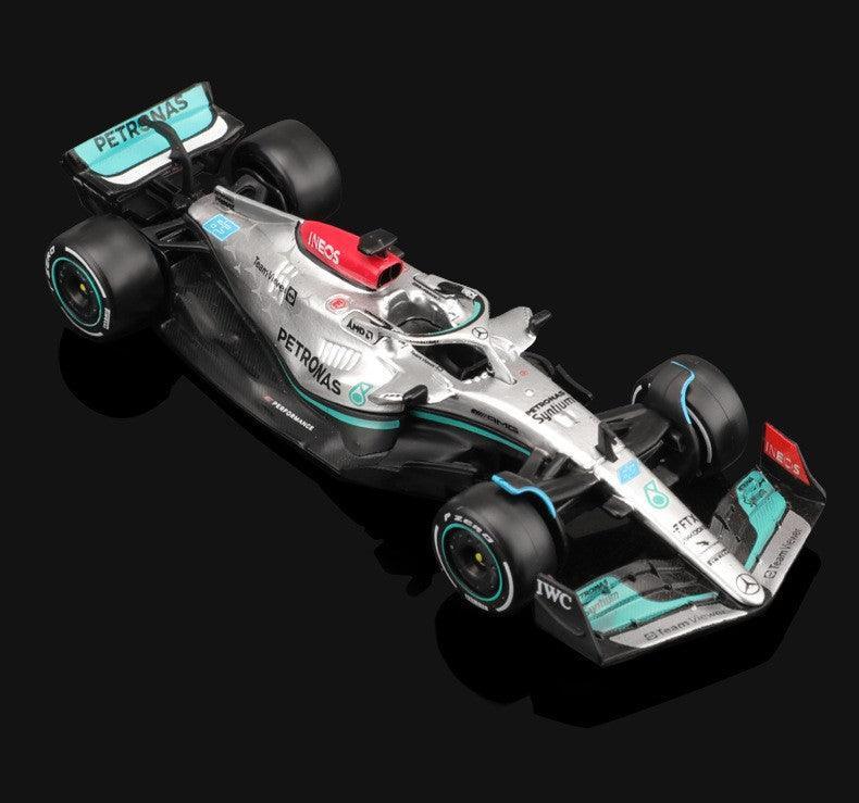 Bburago - 1:43 Mercedes AMG Petronas F1 Team W13 (2022) Alloy Model Car
