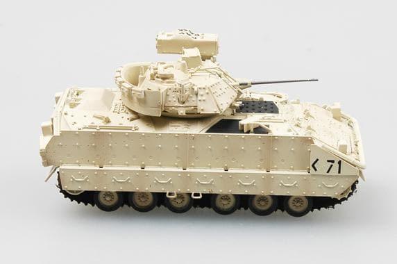 Easy Model - 1:72 M2A2 Bradley IFV Tank
