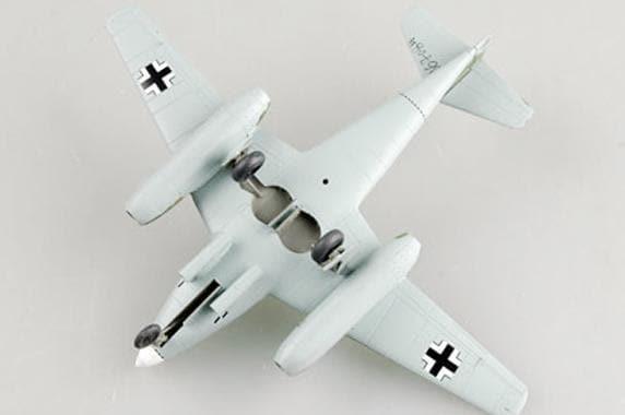 Easy Model - 1:72 Messerschmitt Me262 A-2a 9k+FL KG51 Fighter