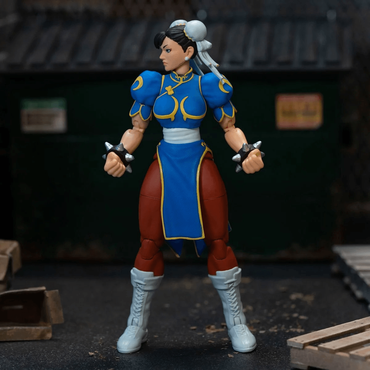 Jada - 1:12 Chun-Li Action Figure - inshobby.com