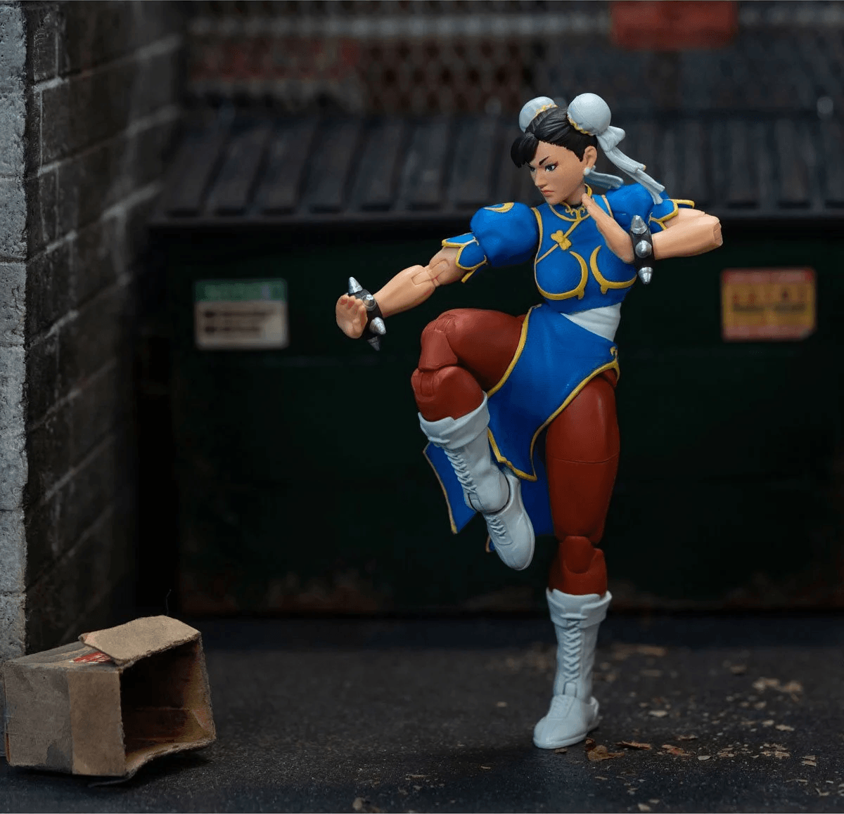 Jada - 1:12 Chun-Li Action Figure - inshobby.com