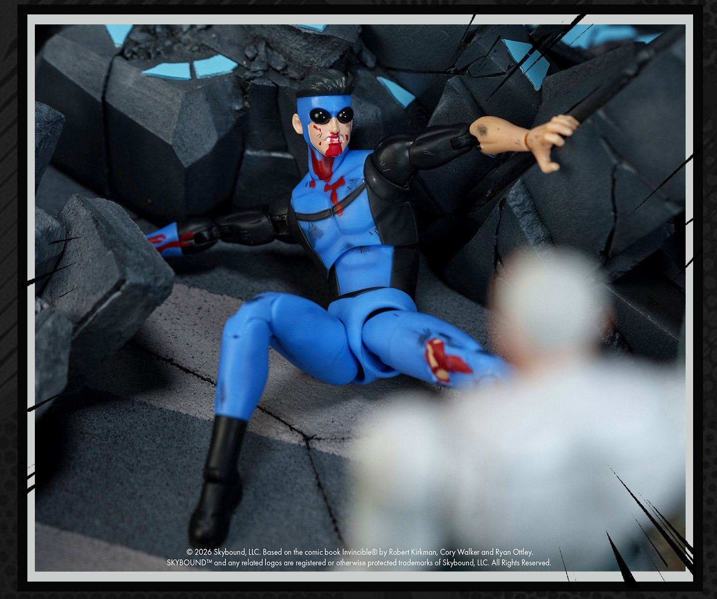 1:12 Mark Grayson Invincible Battle Version Action Figure
