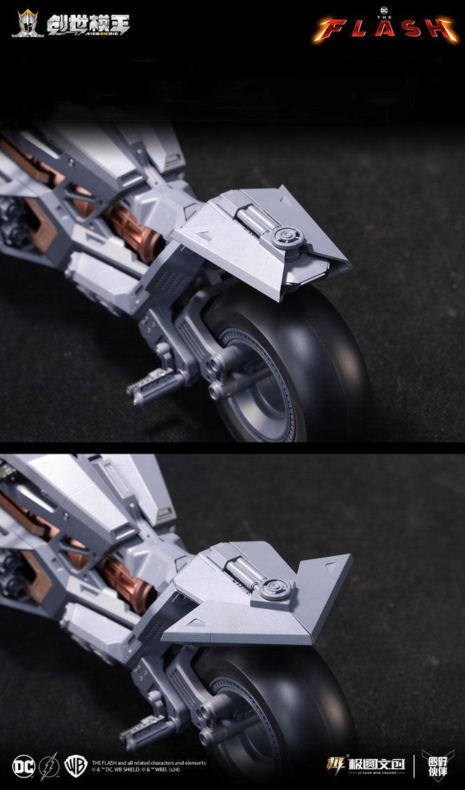 ModoKing - 1:12 Batman The Flash & Batcycle Assembly Kit