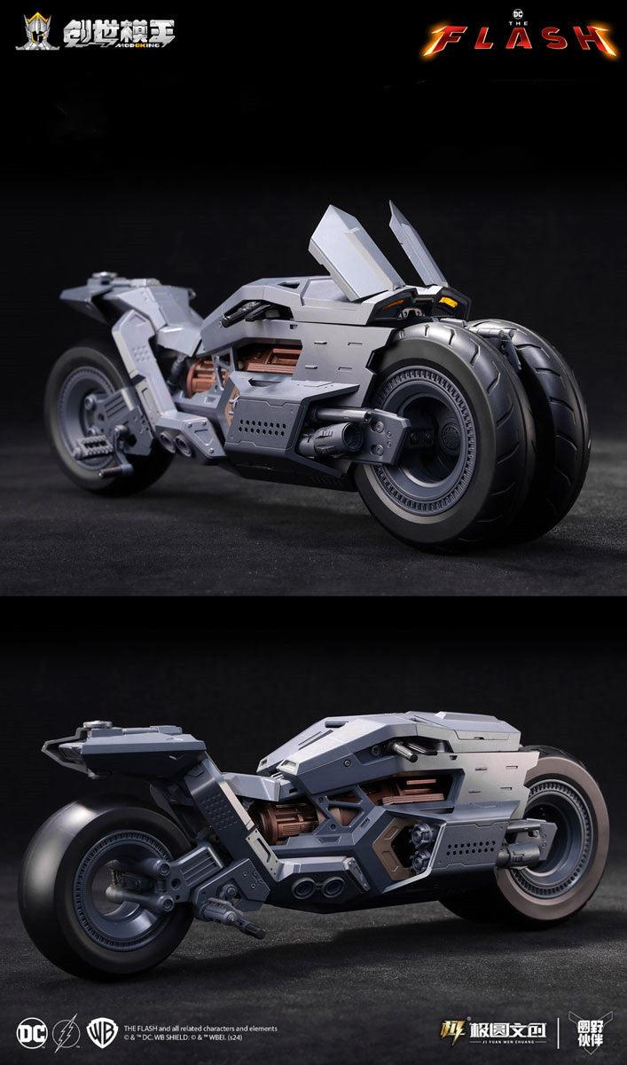 ModoKing - 1:12 Batman The Flash & Batcycle Assembly Kit