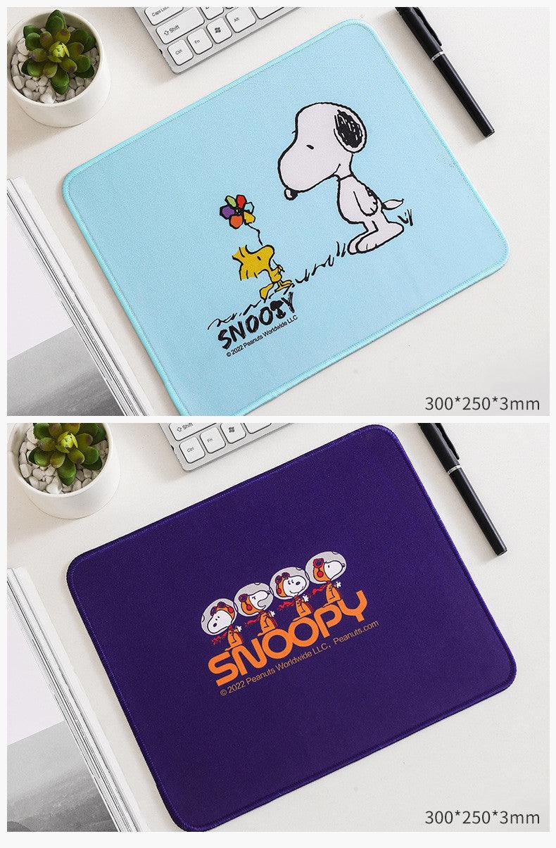 Peanuts LLC - Snoopy Mouse Pad - inshobby.com