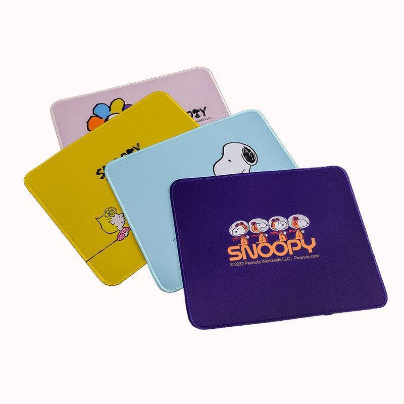 Peanuts LLC - Snoopy Mouse Pad - inshobby.com