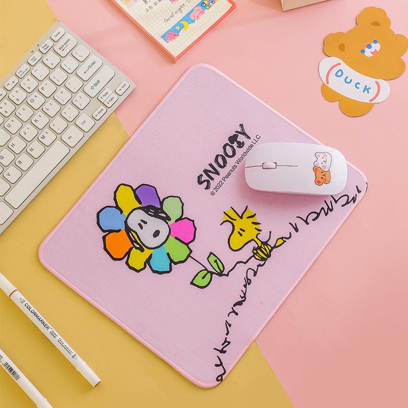 Peanuts LLC - Snoopy Mouse Pad - inshobby.com