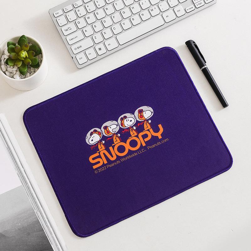 Peanuts LLC - Snoopy Mouse Pad - inshobby.com
