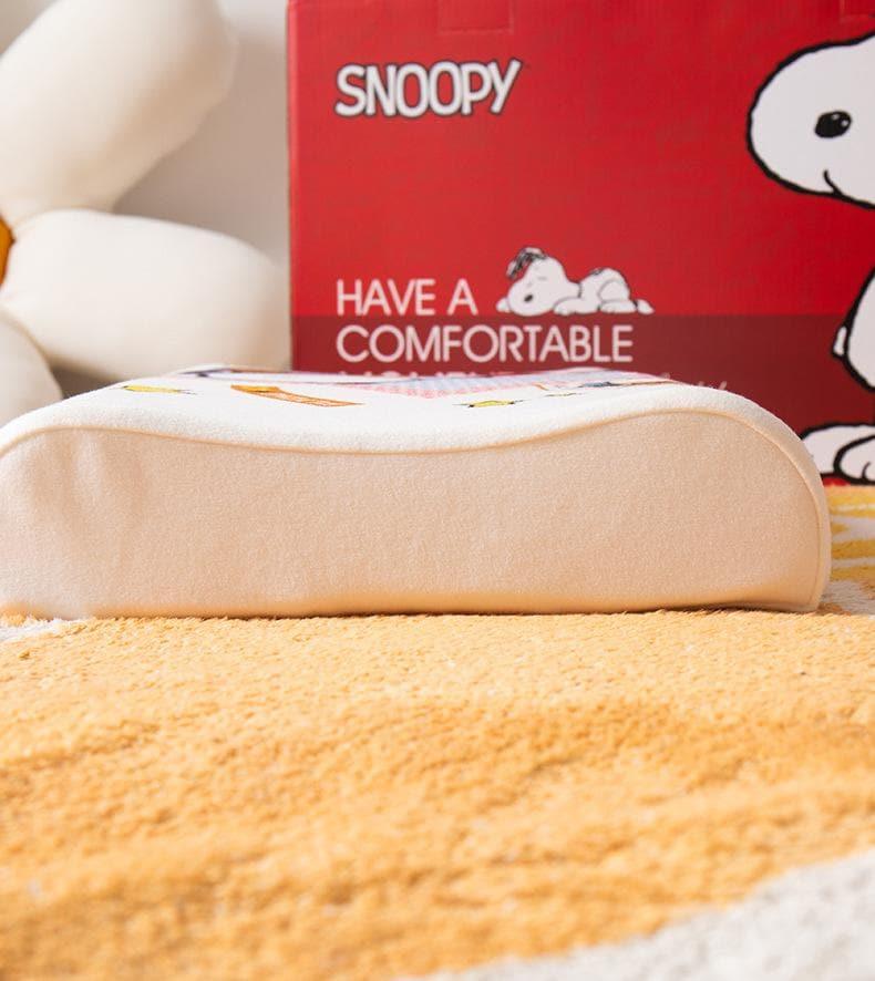 Peanuts LLC - Snoopy Natural Latex Soft Pillow Kids - inshobby.com