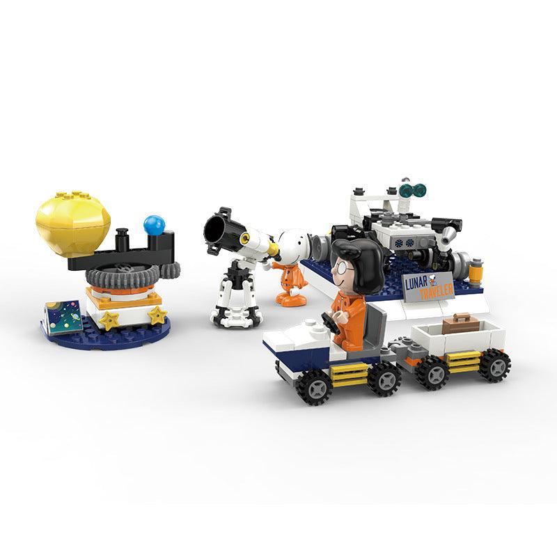 Peanuts LLC - Snoopy Space Lunar Traveler Building Blocks Set - inshobby.com