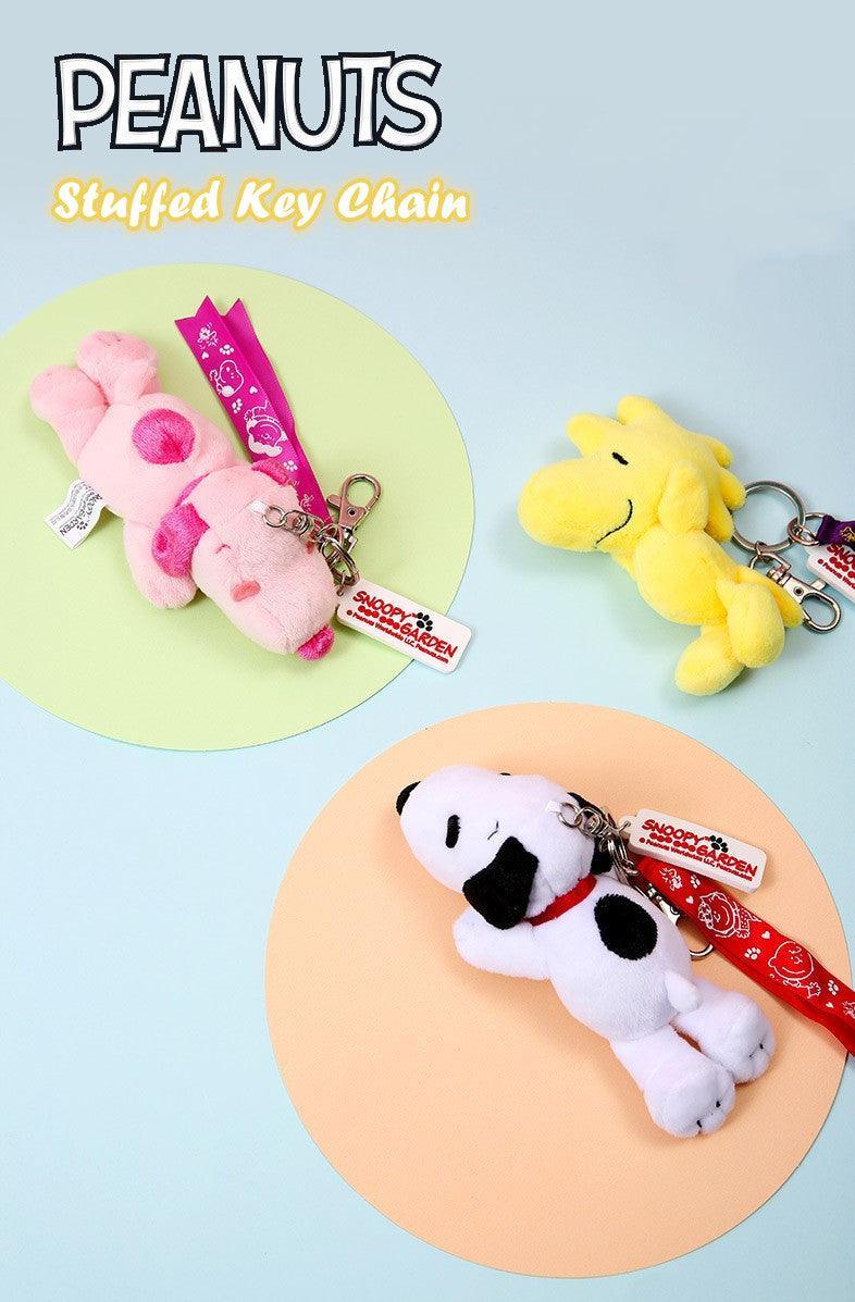 Peanuts LLC - Snoopy Stuffed Key Chain - inshobby.com