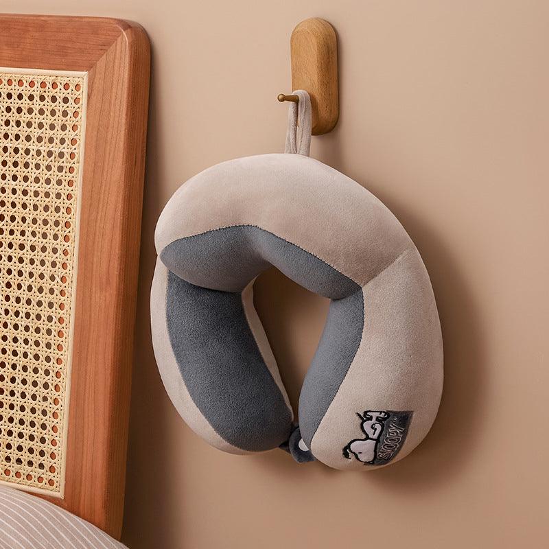 Peanuts LLC - Snoopy Traveling U-Shape Neck Cushion Pillow - inshobby.com