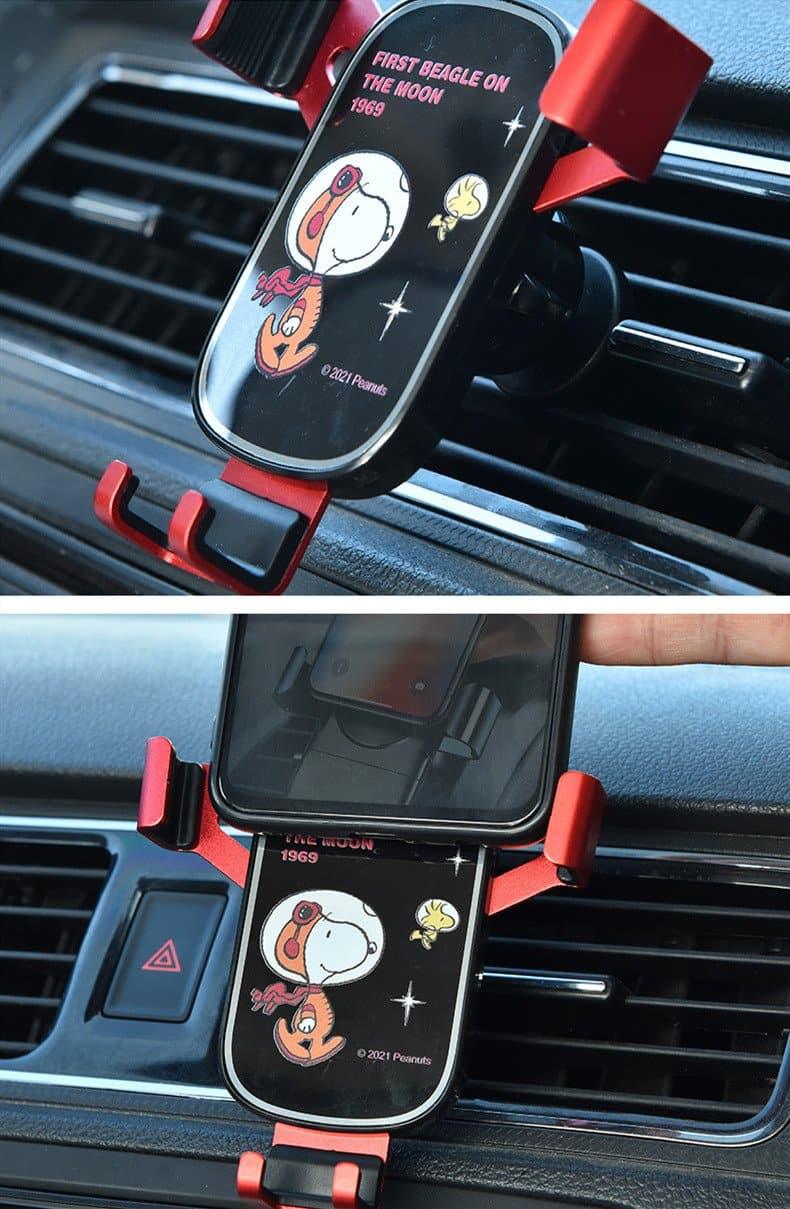 Peanuts LLC - Snoopy Universal Car Mount Phone Holder 2021 - inshobby.com