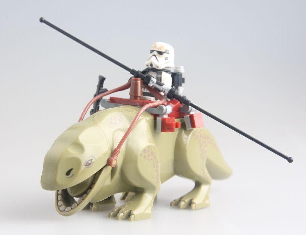 POGO - Dewback & Stormtrooper Minifigure