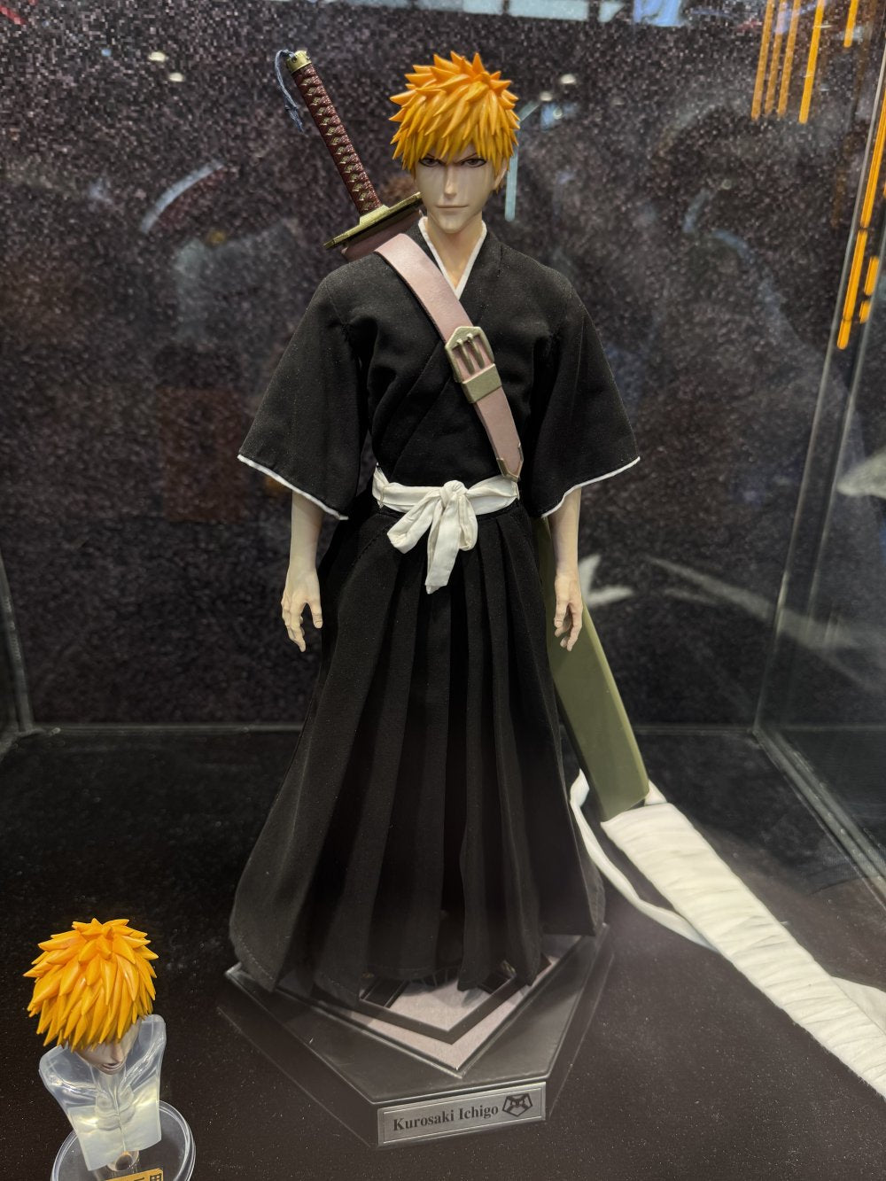 Rocket Toys - 1:6 Kurosaki Ichigo Action Figure - inshobby.com