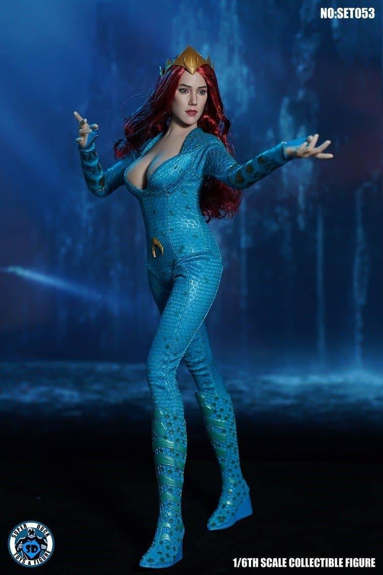 Superduck - 1:6 Mera Seamless Figure