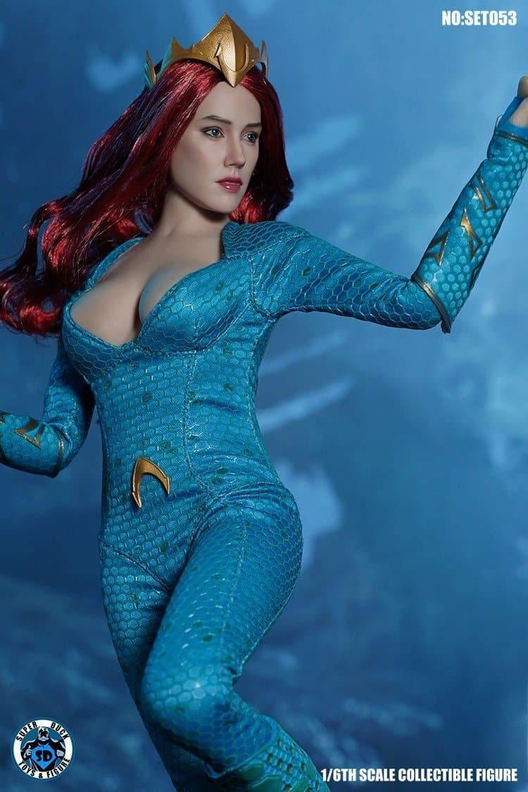 Superduck - 1:6 Mera Seamless Figure