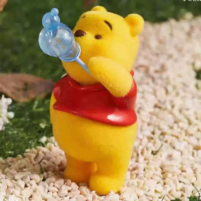 Winnie the Pooh Happy Everyday Flocking Mini Figure