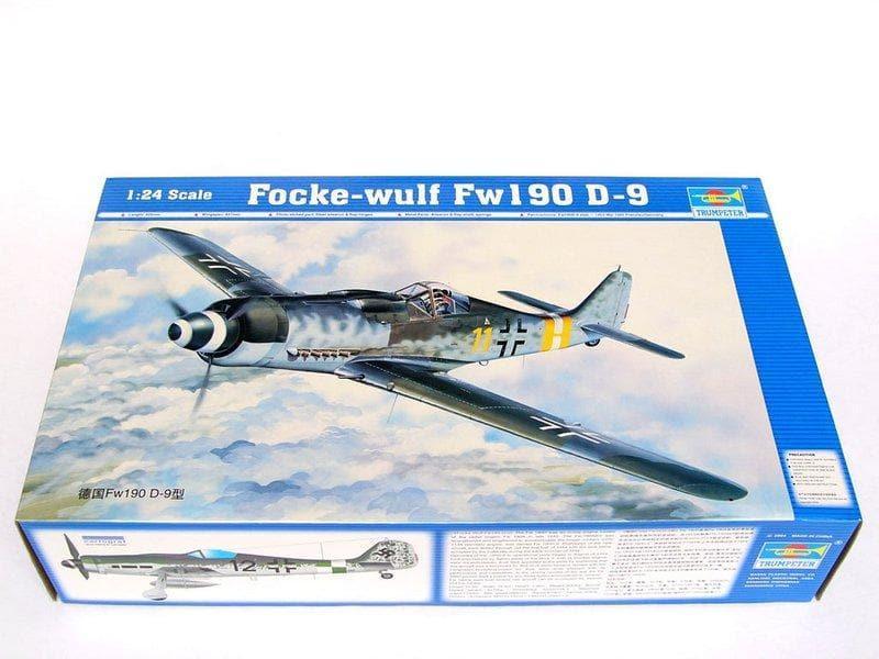 Trumpeter - 1:24 Focke-wulf Fw190 D-9 Fighter Assembly Kit