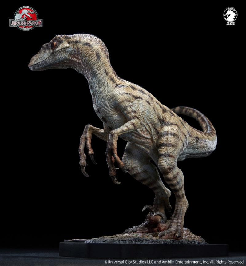 W-Dragon - 1:10 Female Velociraptor Figure - inshobby.com