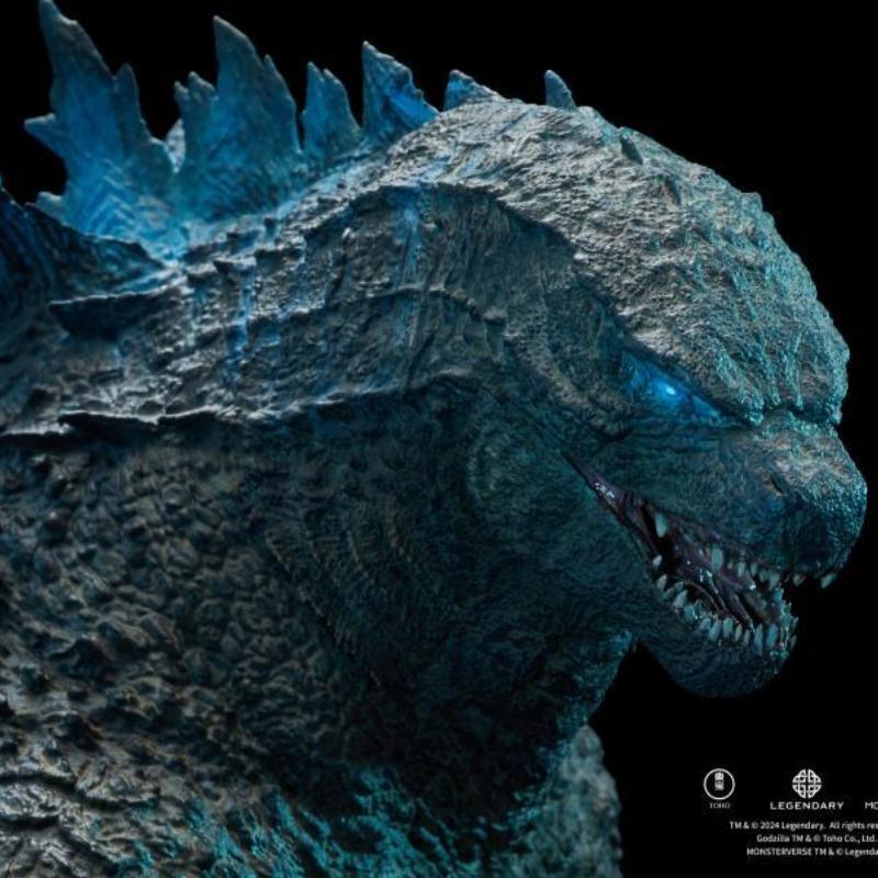 W-Dragon - Toho Godzilla 2021 Atomic Breath Florescent Figure - inshobby.com
