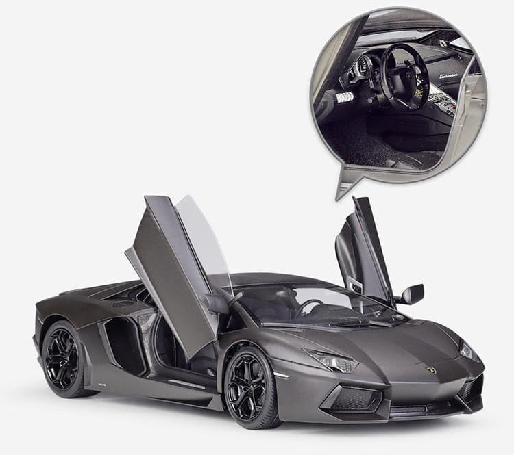 Welly - 1:18 Lamborghini Aventador LP700-4 Alloy Model Car - inshobby.com